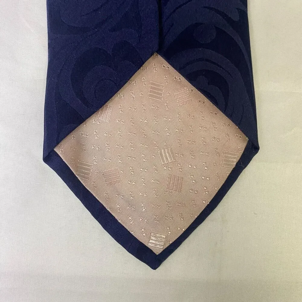 #6611 Albert Nipon Multicolored Abstract Pattern Mens Necktie. Tie